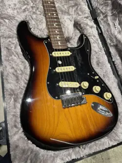 USED FENDER AMERICAN ULTRA LUXE STRATOCASTER ROSEWOOD FINGERBOARD FREE SHIPPING