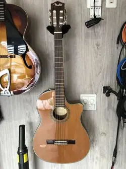 FENDER CN-240SCE THINLINE