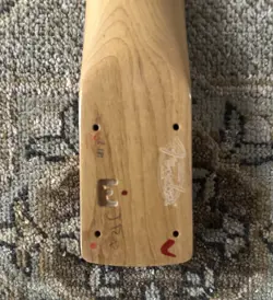 JAZZMASTER NECK BLOCK