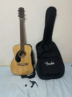 LEFT-HANDED FENDER ACOUSTIC GUITAR CC-60S