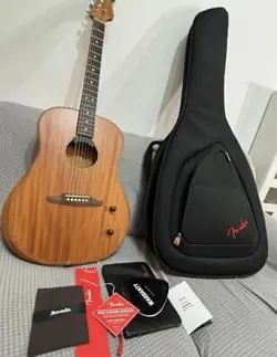 FENDER HIGHWAY MAHOGANY