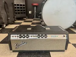 AMPLIFIER FOR GUITAR