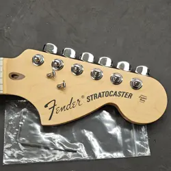 2018 FENDER AMERICAN SPECIAL STRATOCASTER MAPLE NECK + TUNERS - USA STRAT GUITAR