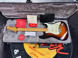FENDER AMERICAN PROFESSIONAL II STRATOCASTER ELECTRIC GUITAR ANNIVERSARY 2-COLOR