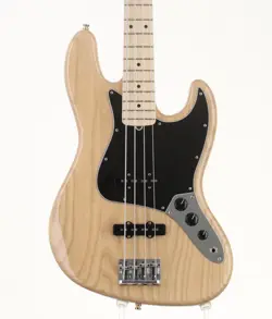 FENDER AMERICAN PROFESSIONAL JAZZ NAT/M NATURAL ELECTRIC BASS GUITAR FROM JAPAN