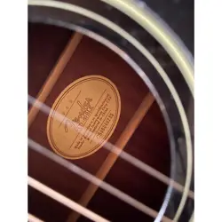 FENDER ACOUSTIC GUITAR WITH GENUINE HARD CASE