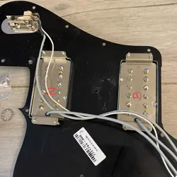 FENDER AMERICAN VINTAGE II 1975 TELECASTER DELUXE LOADED PICKGUARD CUNIFE TELE