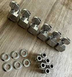 6-INLINE GUITAR STRAT