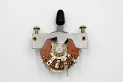 1978-1979 VINTAGE FENDER