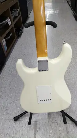 STR STRATOCASTER