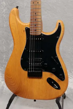 MAPLE NECK SAFE