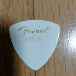 FENDER PICK