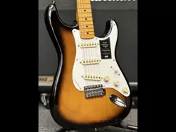FENDER AMERICAN VINTAGE II 1957 STRATOCASTER USED ALDER W/HARD CASE