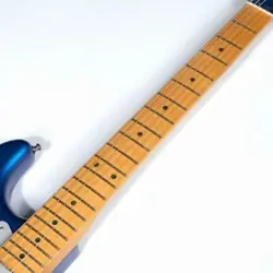 H.E.R. STRATOCASTER USED