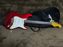 GUITAR 2002-2004 GOOD