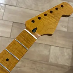 ROASTED FLAME MAPLE STAINLESS STRAT GUITAR NECK NITRO SATIN FITS FENDER SM22BM