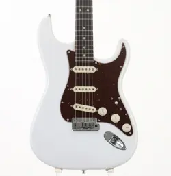 USED FENDER / AMERICAN ULTRA STRATOCASTER ARCTIC PEARL SHINJUKU STORE NO.RG2003
