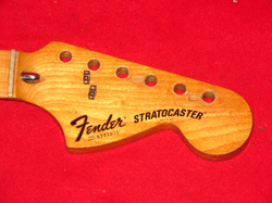 1977 MAPLE STRATOCASTER