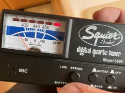 FENDER SQUIER DIGITAL