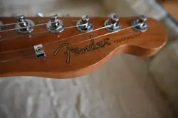 CUSTOM FENDER TELECASTER - CANDY APPLE RED
