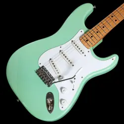 FENDER AMERICAN VINTAGE '57 STRATOCASTER SURF GREEN ELECTRIC GUITAR FROM JAPAN