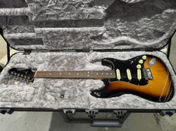 STRATOCASTER2-COLOR SUNBURST
