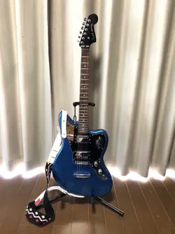 SQUIER BY FENDER JAGUAR ELECTRIC GUITAR LAKE PLACID BLUE WITH CASE USED