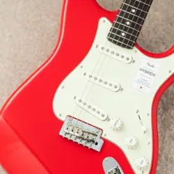 FENDER  JAPAN HYBRID II STRATOCASTER ROSEWOOD FINGERBOARD -MODENA RED-