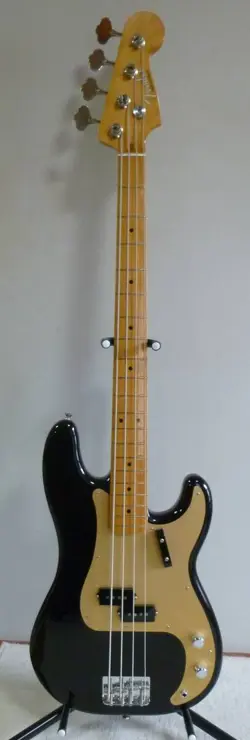 FENDER VINTERA II 50S PRECISION BASS MAPLE FB BLACK