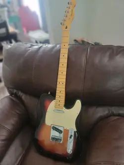 SUNBURST PLAYER SERIES FENDER TELECASTER MADE IN ENSENADA