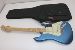 FENDER AMERICAN PERFORMER STRATOCASTER LAKE PLACID BLUE GUITAR USA 2021 W/ CASE