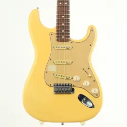 FENDER YNGWIE MALMSTEEN STRATOCASTER VINTAGE WHITE 2005 MADE IN USA GUITAR