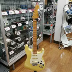 FENDER ST57-140YM ELECTRIC GUITAR