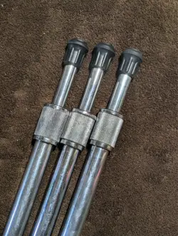 PROFESSIONAL CHROME LEGS