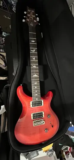 PRS S2 10TH ANNIVERSARY CUSTOM 24, BONNIE PINK CHERRY BURST W/ FENDER PADDED BAG