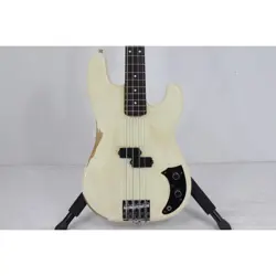 AUTH FENDER JAPAN PB-110MD4 BASS GUITAR 270-004-024-7714