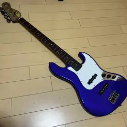 SQUIER JAPAN JAZZ