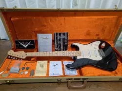 ELECTRIC GUITAR FENDER CUSTOM SHOP ERIC CLAPTON SIGNATURE STRATOCASTER BLACKIE