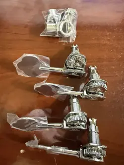 PRECISION/JAZZ BASS TUNERS