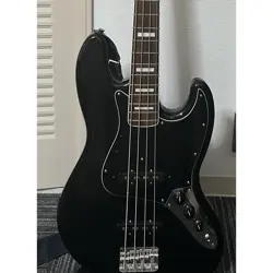 FENDER JAPAN JAZZ BASS JB66 ELECTRIC BASS GUITAR, USED, INCLUDES SOFT CASE