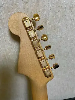 STRATOCASTER BY MARK