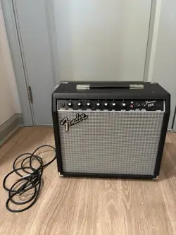 FENDER FRONTMAN 25R PR 498 ELECTRIC GUITAR AMP