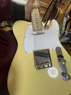 FENDER AMERICAN PERFORMER TELECASTER VINTAGE WHITE, ELECTRIC GUITAR, NEAR MINT