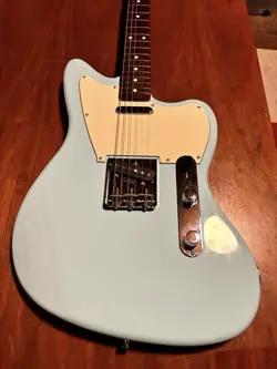 FENDER JAPAN OFFSET TELECASTER DAPHNE BLUE WITH HARD CASE & ACCESSORIES