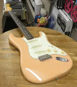 USED FENDER JAPAN ST62-78TX SHELL PINK ELECTRIC GUITAR ST TYPE FREE SHIPPING
