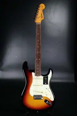 FENDER AMERICAN VINTAGE II 1961 STRATOCASTER ROSEWOOD 3 COLOR SUNBURST   SAKAE