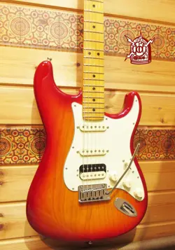 FENDER AMERICAN ULTRA STRATOCASTER HSS 2020