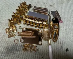 COMPLETE FENDER STRAT STRATOCASTER GOLD HARDWARE TUNERS BRIDGE PLATE JACK SCREWS