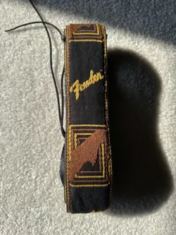 FENDER ADJUSTABLE GUITAR