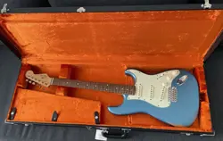 60S STRATOCASTER-LAKE PLACID